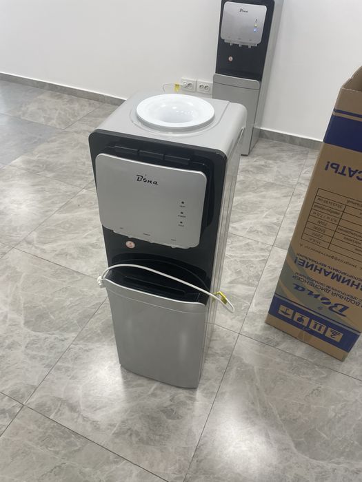 Куллер воды продам