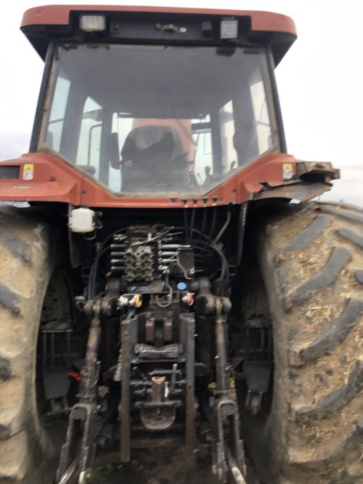 Piesa cutie punte cabina newholalnd g 240