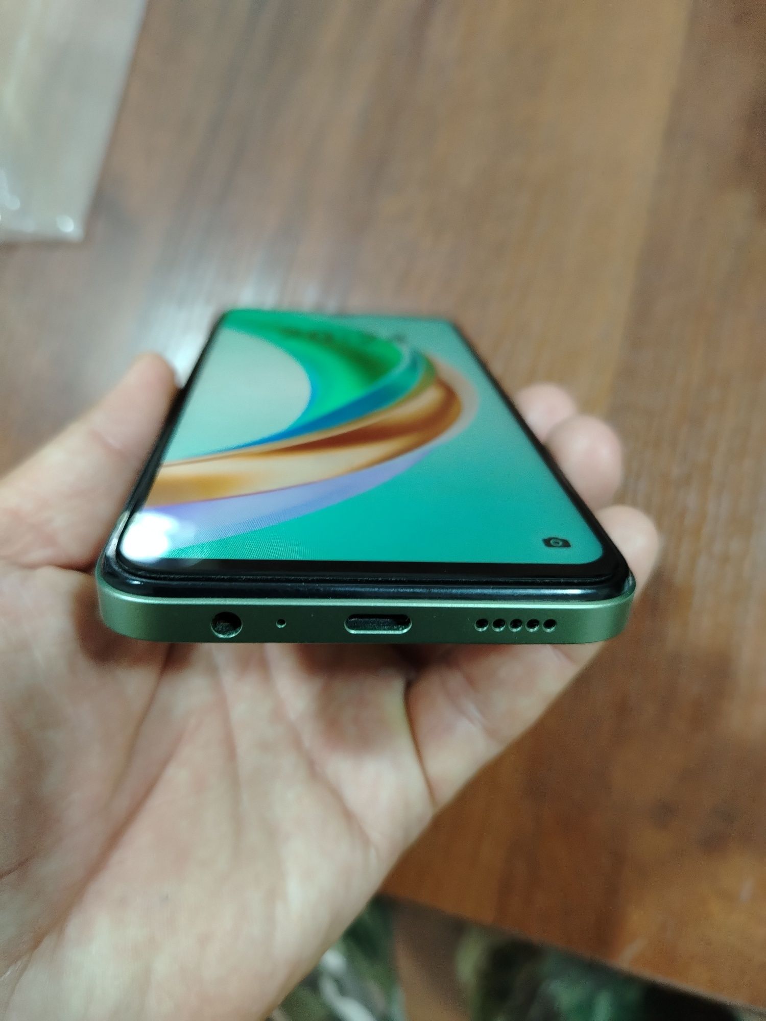 Honor 6 telefon holati yaxshi