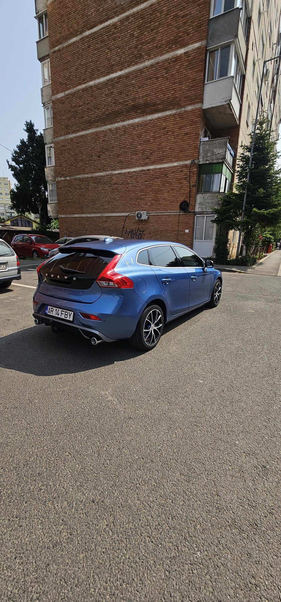 Volvo V40 R-design
