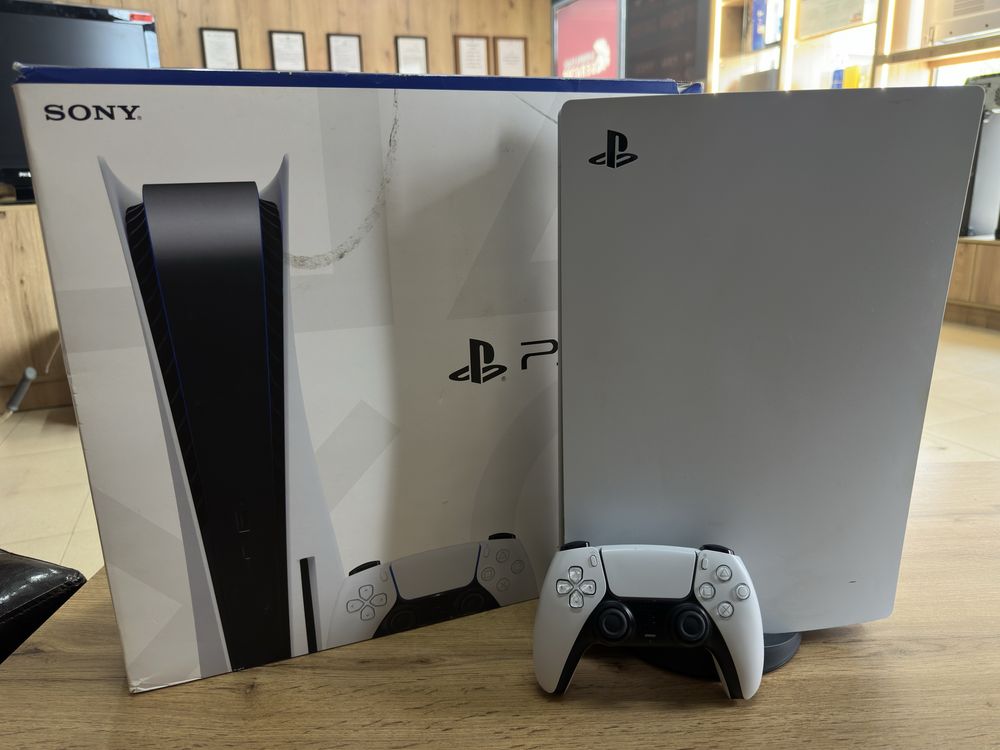 НОВ! Playstation 5 825GB - Disk Version