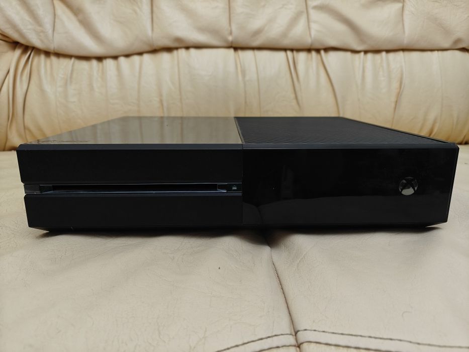Consolă Xbox One 500Gb