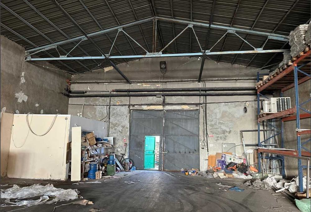 Дава се под наем Склад в Варна, Център - 400 кв.м за 1800 € - Снимка #2