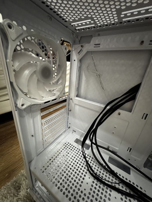 Carcasa ALPHAGEAR Adept White