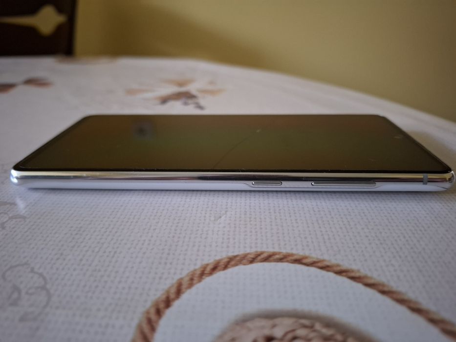 Samsung  Galaxy S20 FE 6GB RAM/128GB  storage