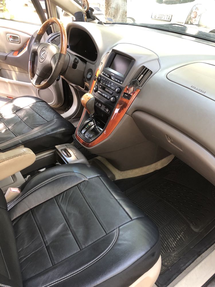 Продавам Lexus RX 300 газ /бензин