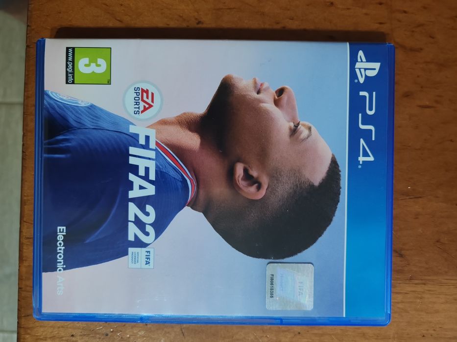 Vând fifa 22 nou și de calitate