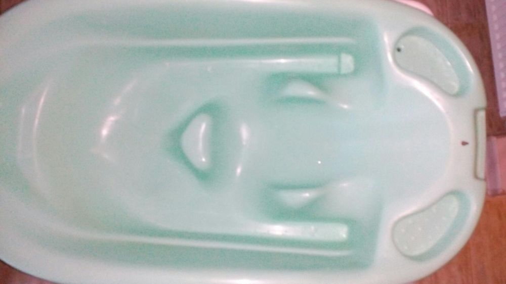 Бебешка ортопедична ваничка със стойка