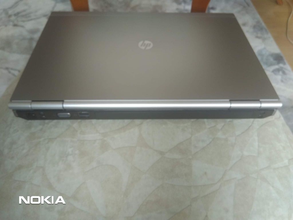 HP EliteBook 8470p с чанта, докинг станция и мишка