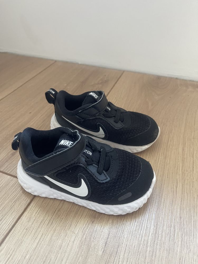 Детски маркови маратонки Nike и Puma