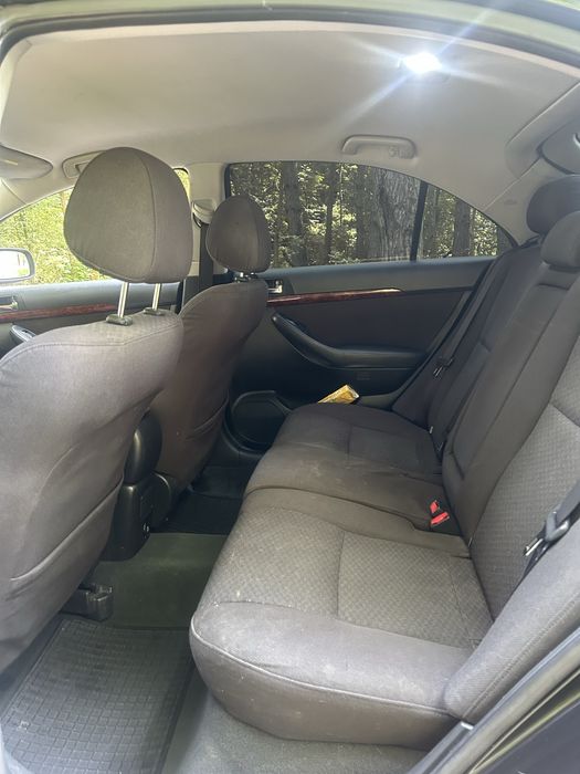 Toyota Avensis 2.0 tdi 116