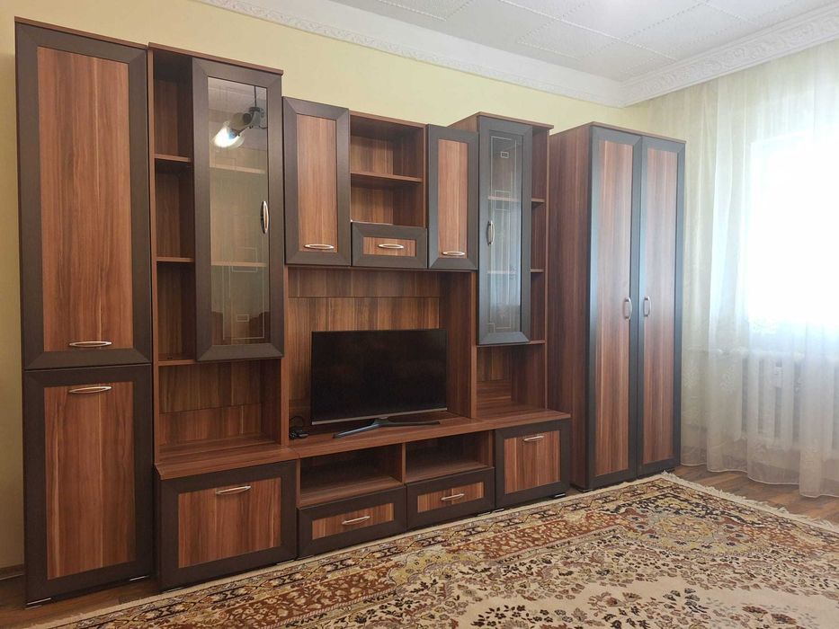 Inchiriere ap.3 camere, zona Alexandru cel bun