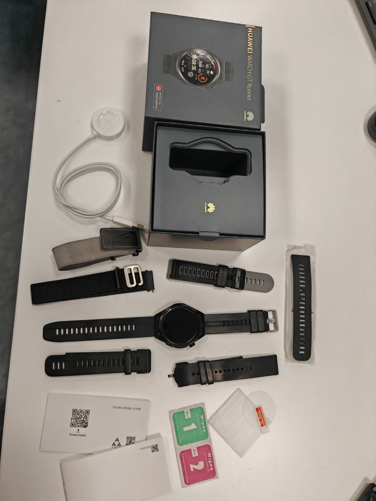 Продавам Huawei watch gt runner black