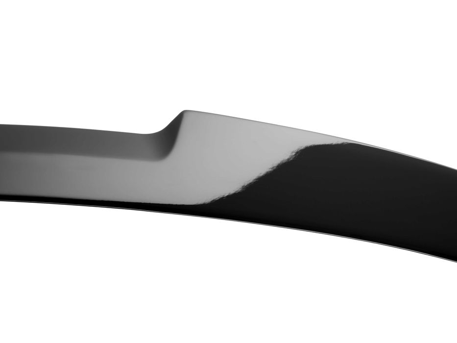 Eleron BMW Seria 3 E90 M4 Style - Negru Lucios