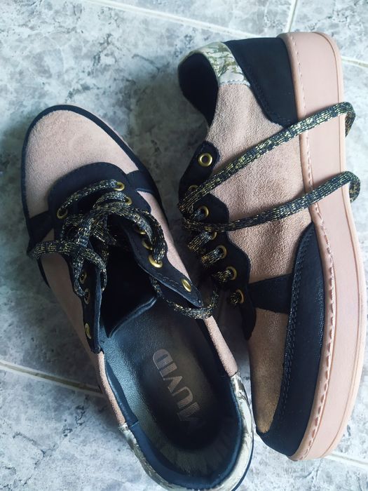 Обувки Muvid                                 .