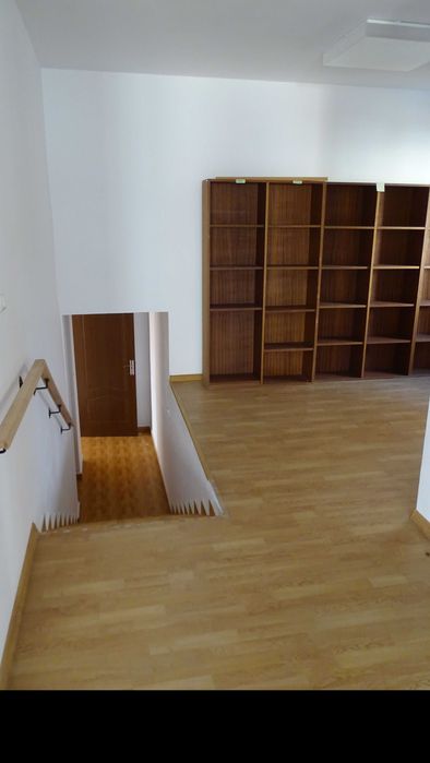 Inchiriez/vand spatiu ultracentral