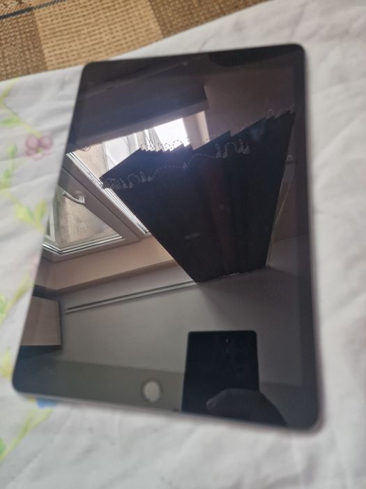 Ipad gen 9 impecabil