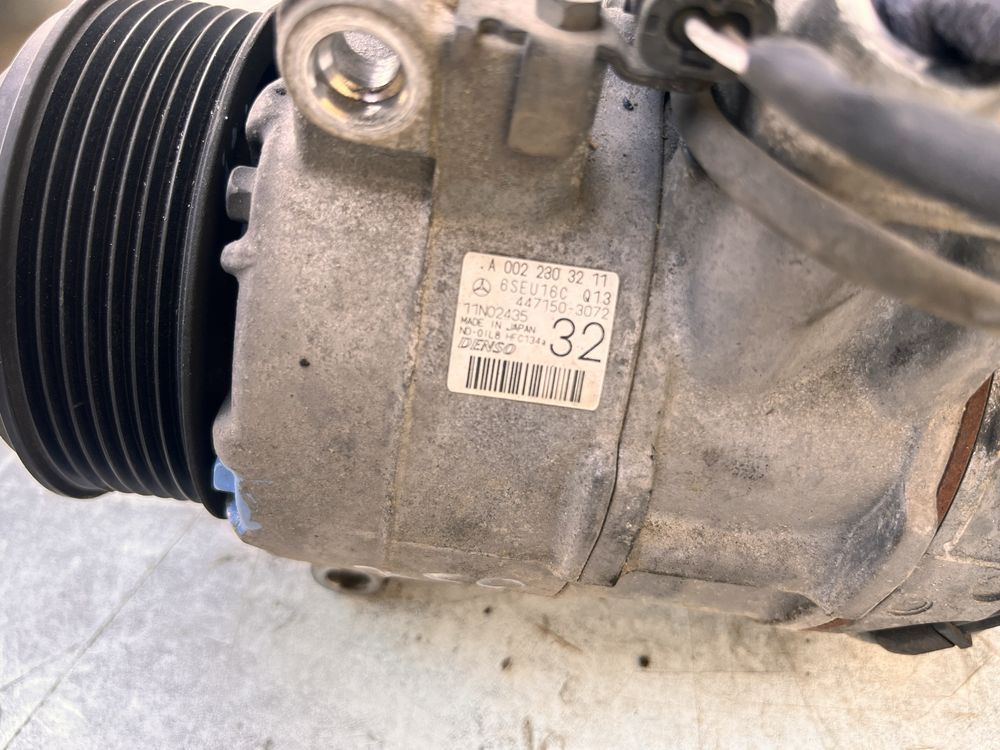 Компресор климатик Мерцедес 350/300 CDI om642 W212 ,W204 ,W218, W166