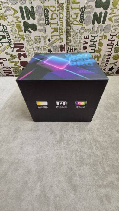 Ulanzi VL49 RGB PRO LED лампа 2500mAh