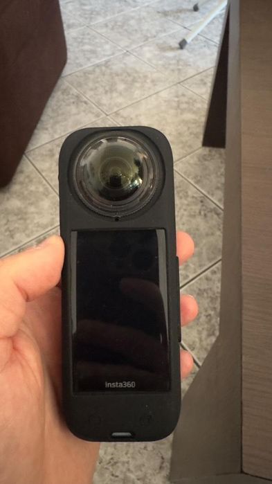 Insta360 x4 в гаранция 

Пълен комплект
Без забележки 
С всички протек