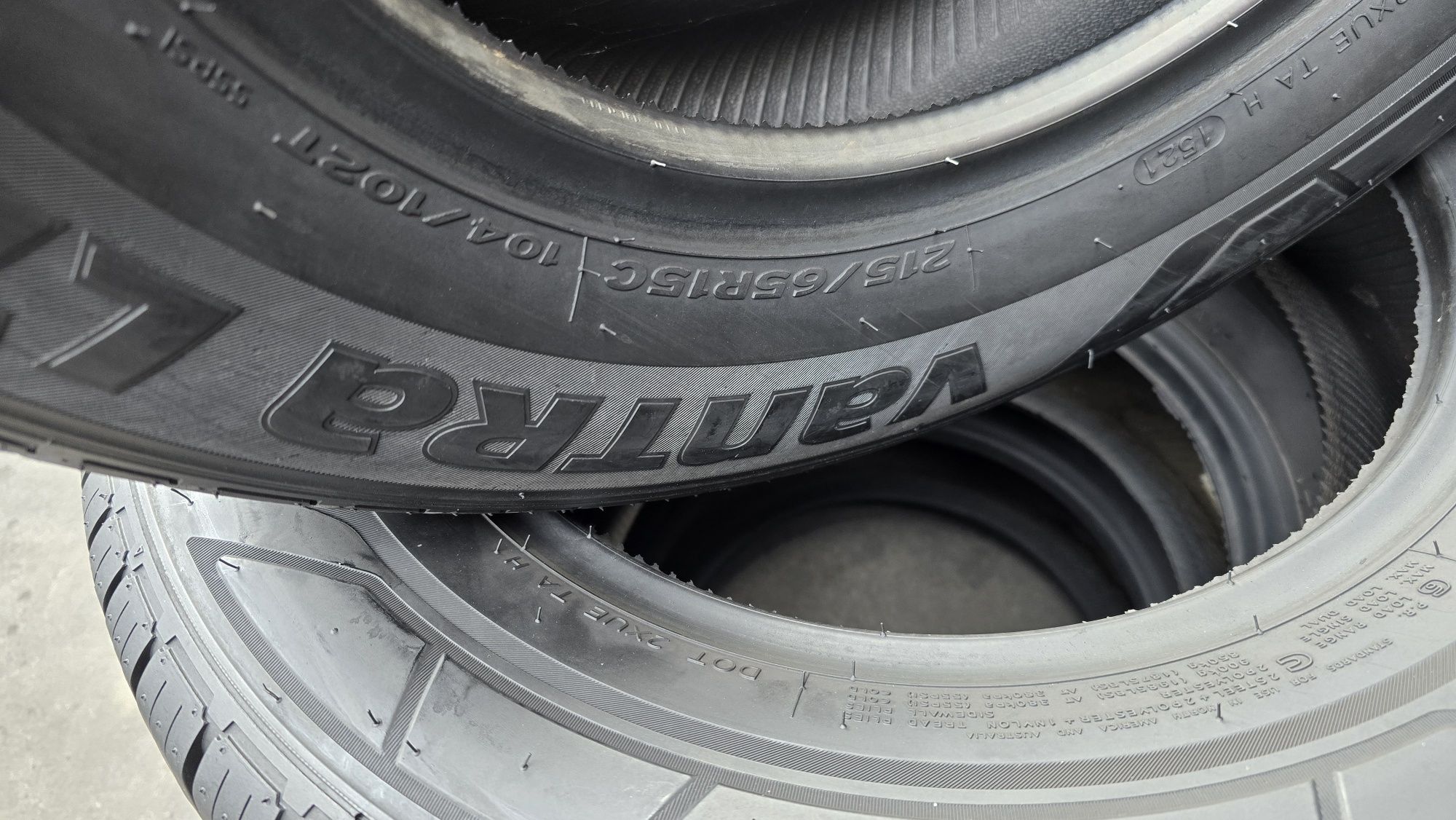 4 anvelope vară Hankook 215/65/15 C - 8 mm
