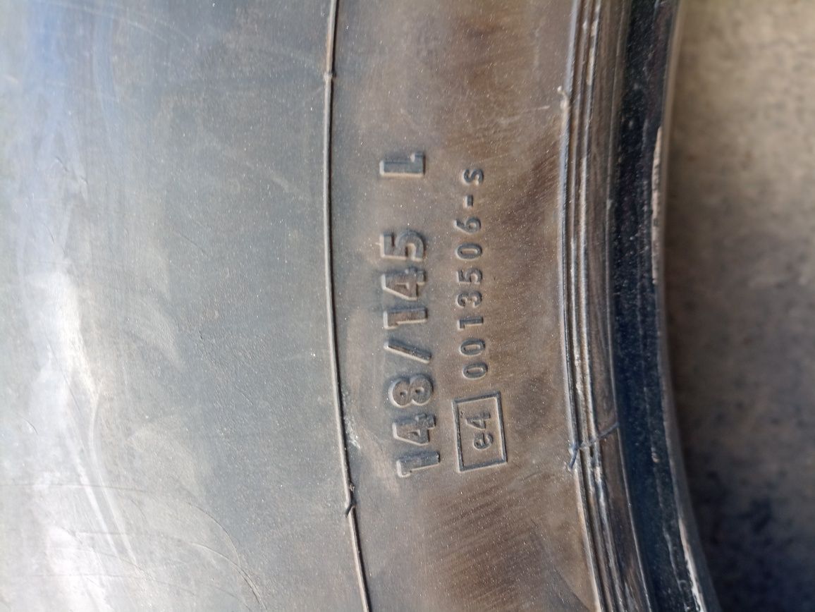 4 anvelope de iarna ca noi Continental 275/70 R22,5