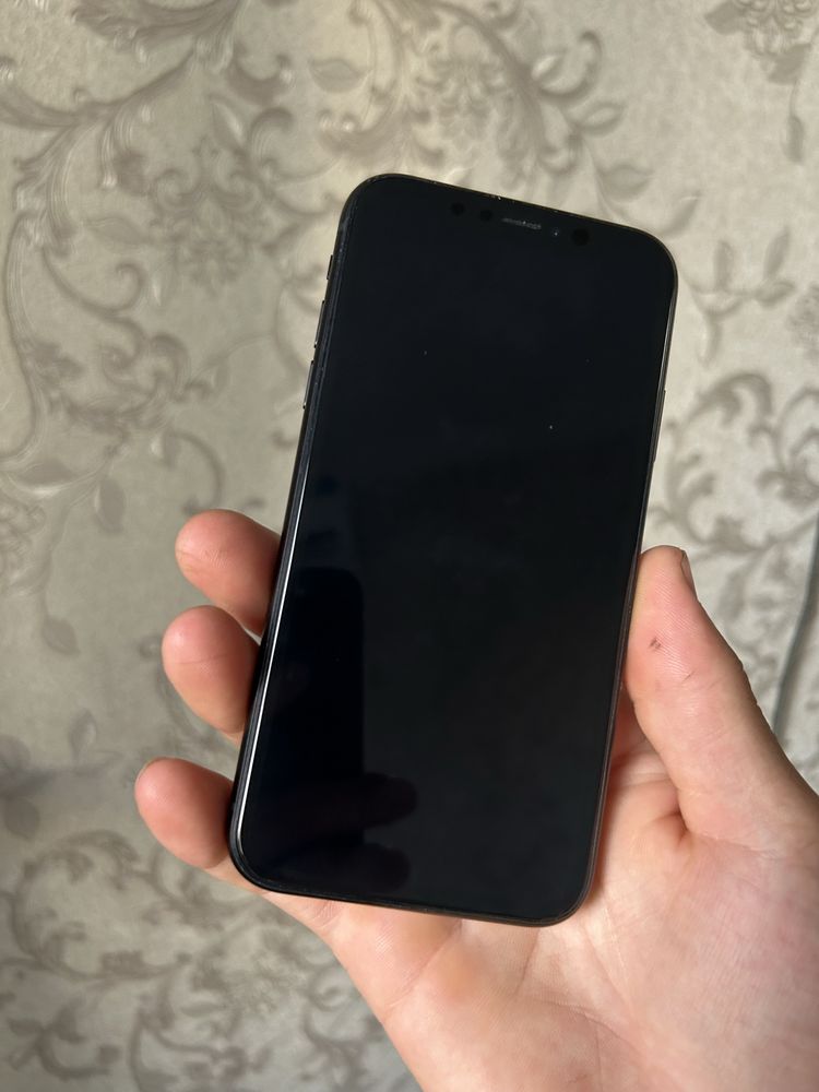 Iphone xr 79% batareka