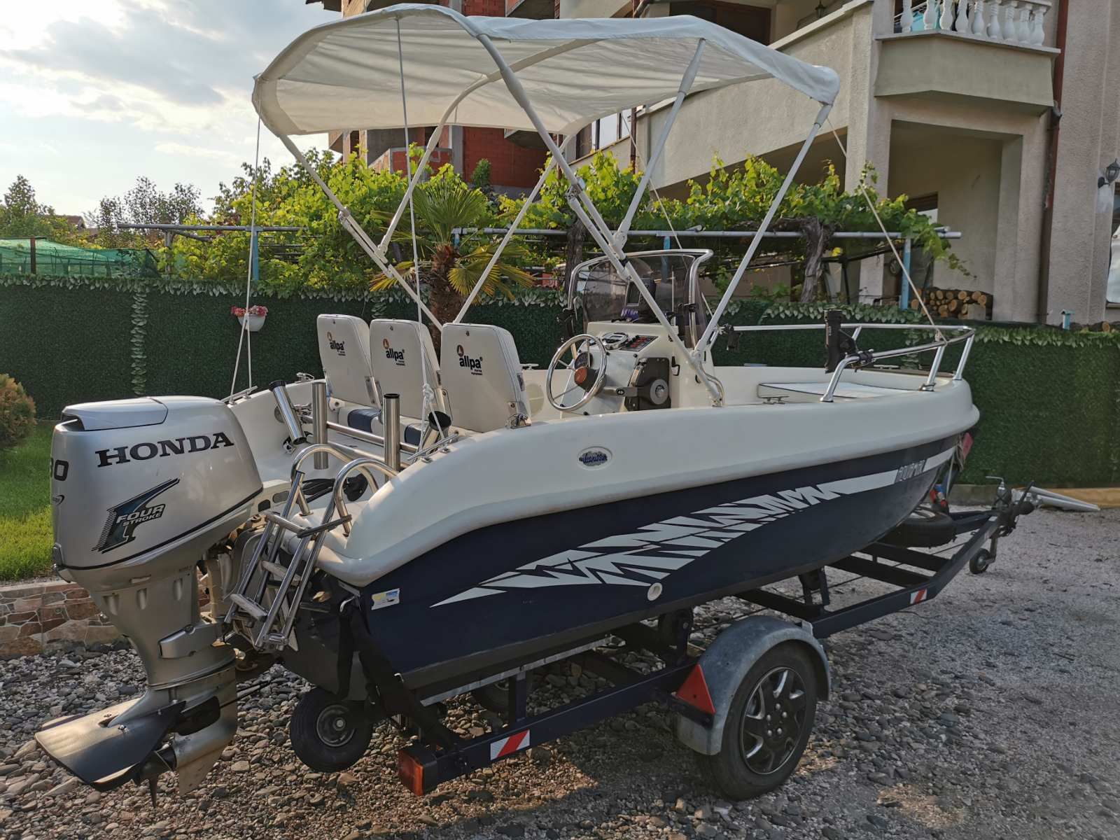 Лодка Aquamar с мотор Honda 30PS