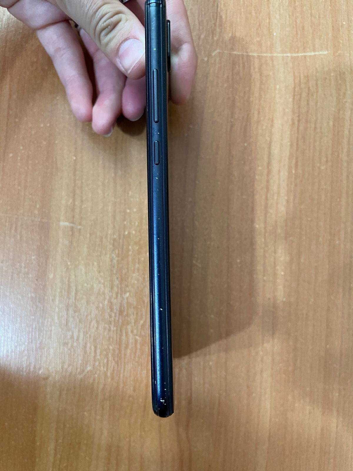Хуевей Р20 Lite.