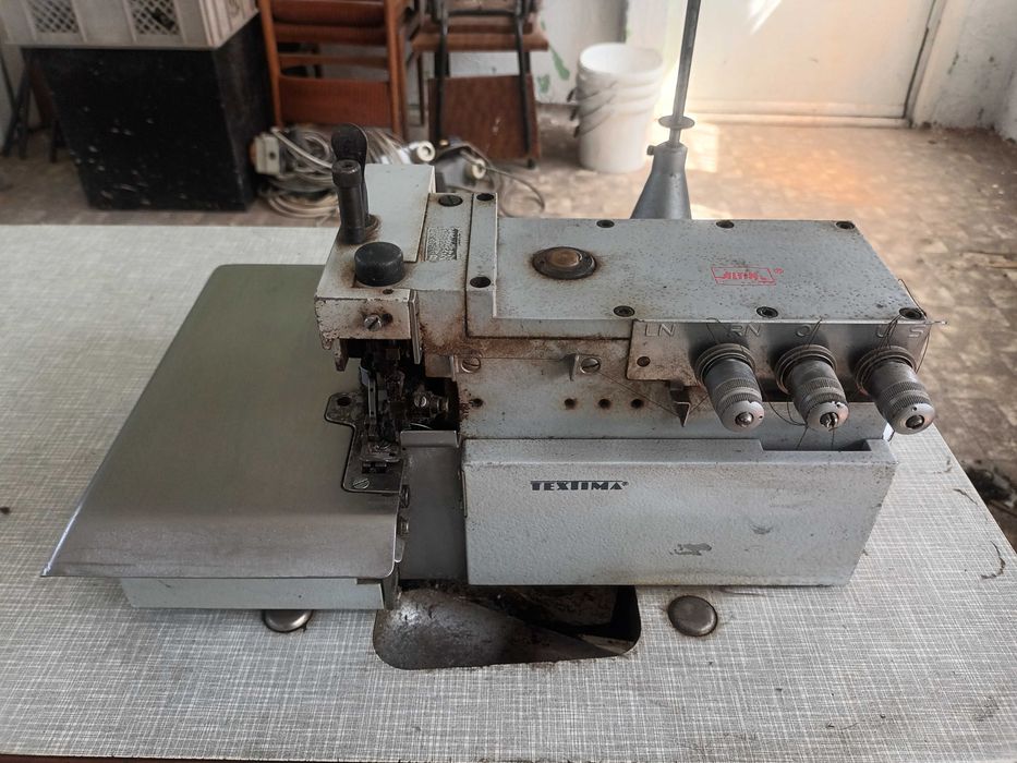 Професионални шевни машини