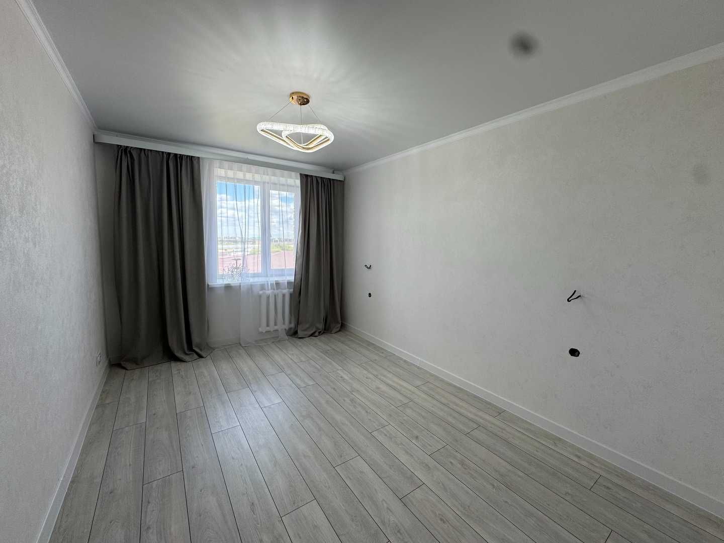 Продам 3-х комн.квартиру на 101 стрл- 8 мкр