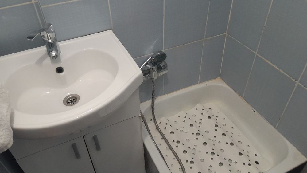Vand garsoniera metrou 1 Decembrie