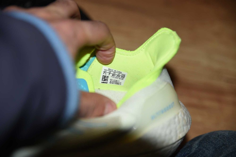 Adidas Ultraboost 22 оригинални маратонки номер 40 2/3