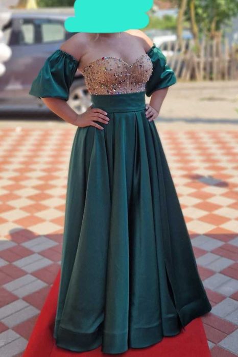 Vand rochita eleganta