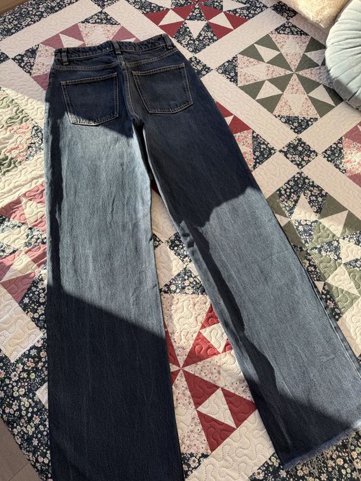 Дънки на марката ZARA