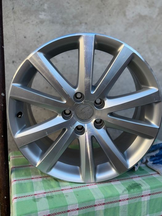 vând jante R17 5x112