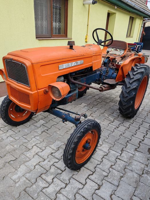 Vand tractor fiat 25cp