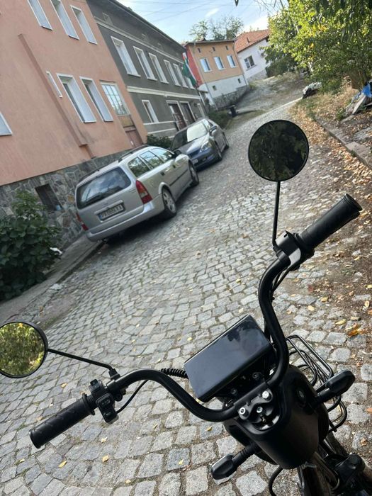 Електрически мотоциклет Maxmotors