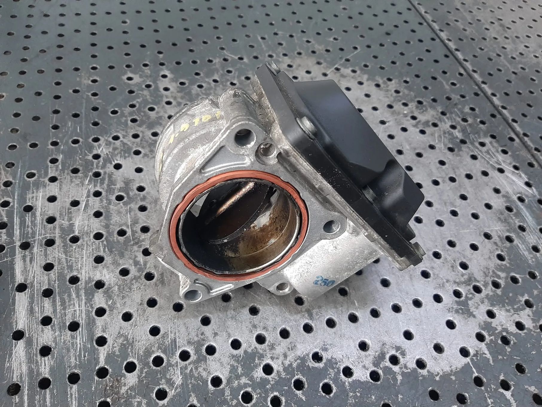 Clapeta acceleratie 1.9 tdi bls audi a3 8p skoda fabia 2 vw touran golf 5 jetta 3 03g128063m