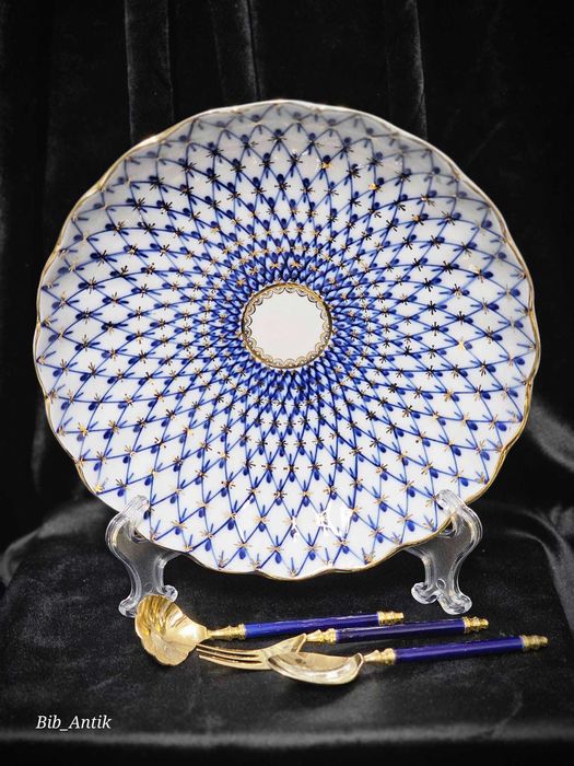 Lomonosov Russian Imperial Porcelain "Cobalt Net"