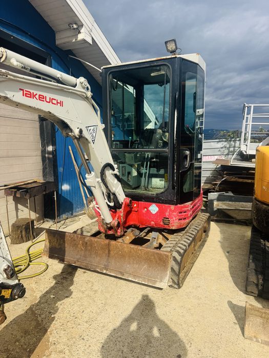 Miniexcavator Takeuchi TB 23r