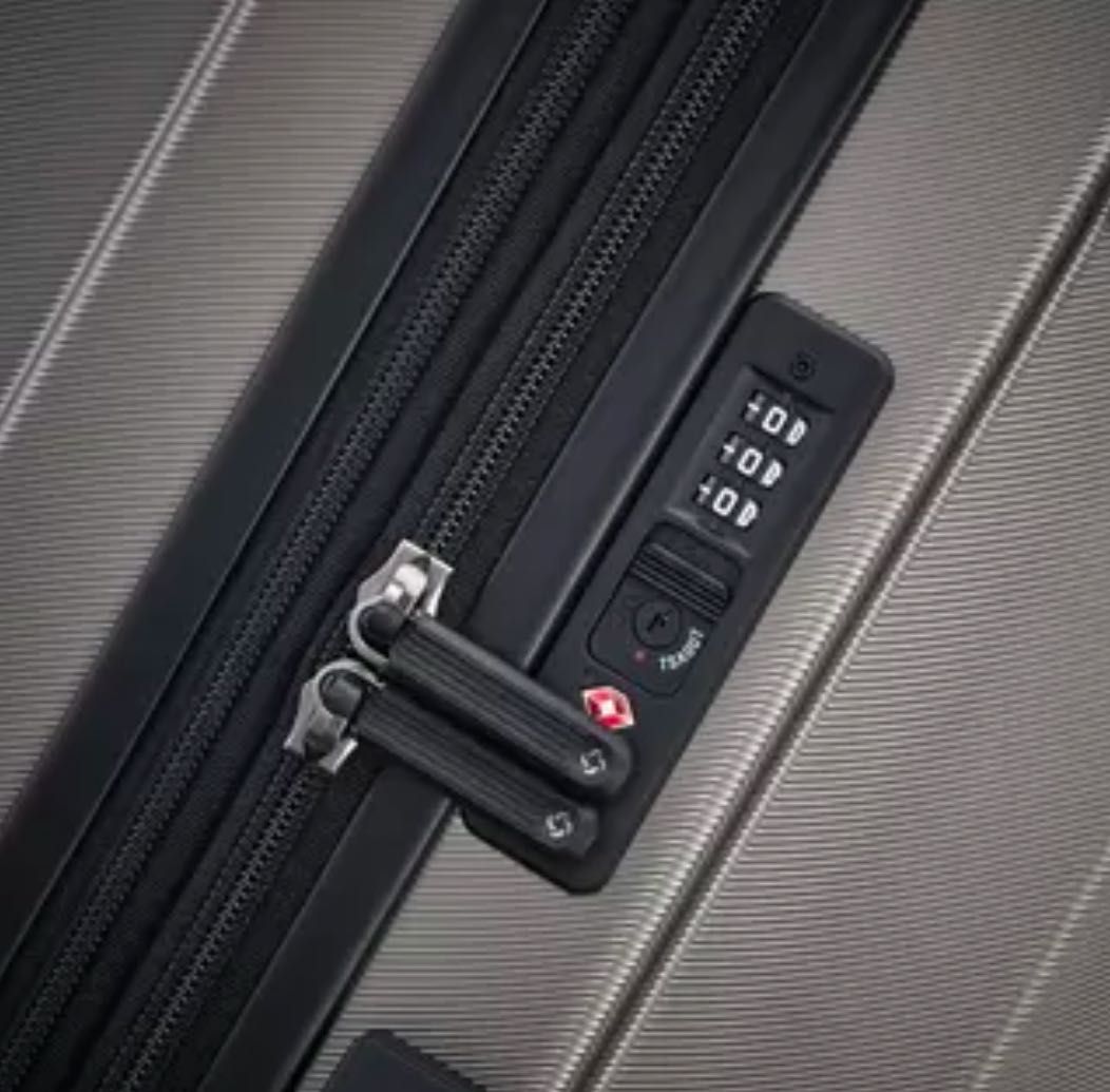Луксозен кабинен куфар Samsonite