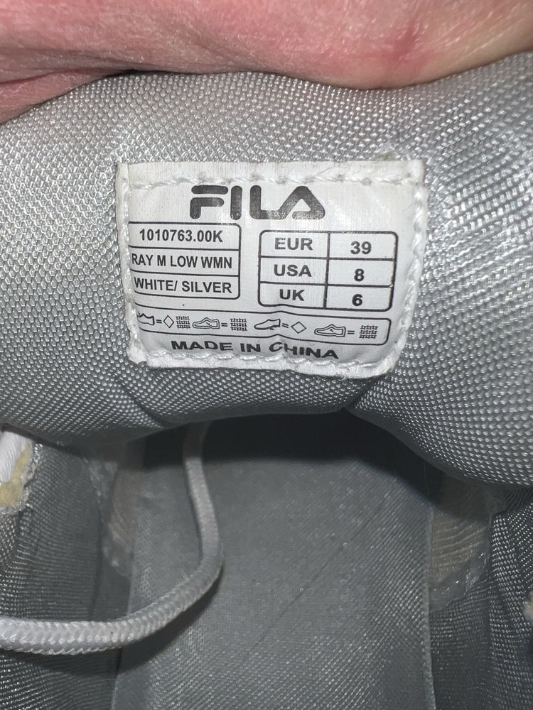 унисекс маратонки FILA 39 номер