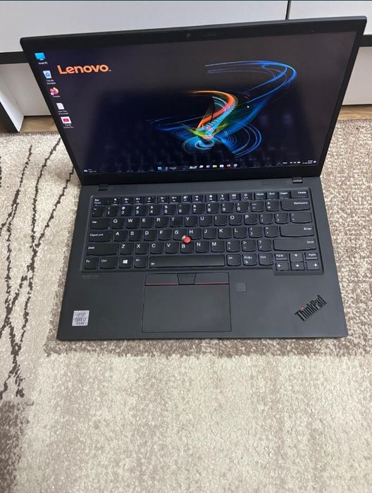 Thinkpad X1 Carbon NOU Touchscreen i7-10510 NVme 2 TB FULL CARBON 1KG