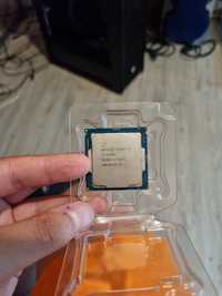 Vând procesor i7 8700k