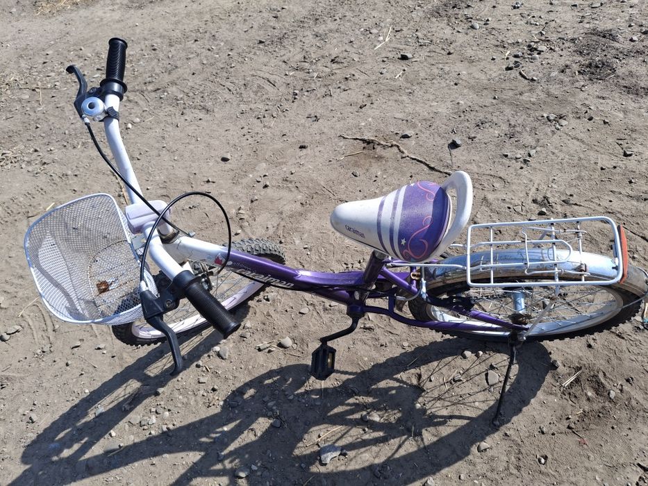 Bicicleta copii cu roti de 20 vand sau schimb cu o trotineta electrica