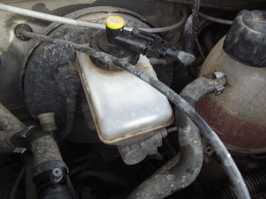 Pompa frana Logan 1.6 1.4 1.5dci Clio 2 dezmembrez Logan piese