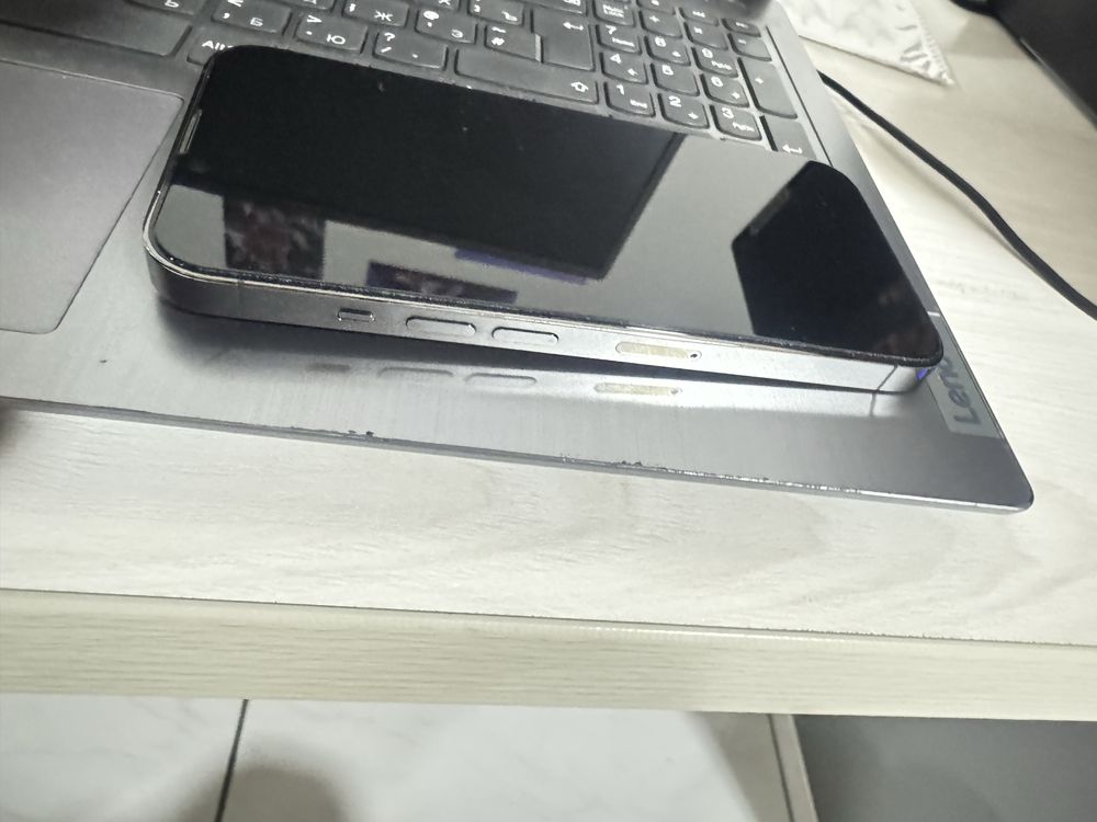 Iphone 13 pro 256 gb 69% emkost