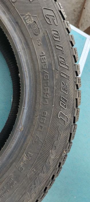 Шина зимная шиповка проездил 3 месяца