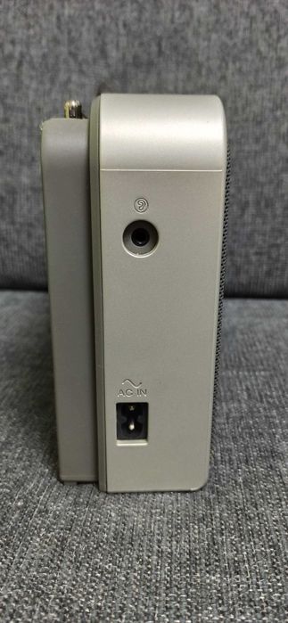 цифров приемник SONY ICF-M770S